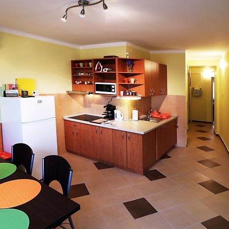 セゲドMars Ii. Apartmanアパートメント エクステリア 写真