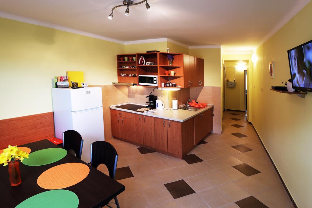 セゲドMars Ii. Apartmanアパートメント エクステリア 写真